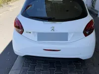 Usata Peugeot 208 102 CV (75 kW) 2019 Bianco Utilitaria