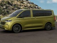Nuova VW Caravelle Life 150 CV (110 kW) 2025 Warm green metallizzato Furgone