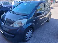 Usata Peugeot 107 68 CV (50 kW) 2008 Grigio Utilitaria