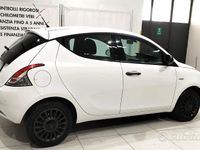 Usata Lancia Ypsilon 69 CV (50 kW) 2017 Bianco Utilitaria