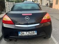 Usata Opel Tigra 90 CV (66 kW) 2007 Nero Cabrio