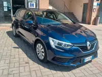 Usata Renault Mégane GrandTour 110 CV (80 kW) 2018 Blu Station wagon