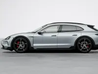 Nuova Porsche Taycan 4S Cross Turismo 439 kW (598 CV) 2026 Argento dolomite metallizzato Berlina