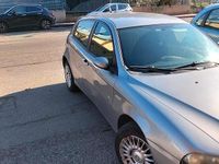Begagnad Alfa Romeo 147 116 HK (85 kW) 2007 Grå Halvkombi