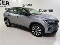 Käytetty Renault Austral Techno 200 HP (147 kW) 2024 Harmaa Katumaasturi