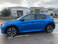 Usata Peugeot 208 Allure 101 CV (74 kW) 2020 Blu Utilitaria