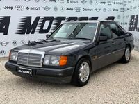 Usata Mercedes E200 136 CV (100 kW) 1993 Nero Berlina