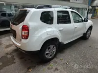 Usata Dacia Duster Ambiance 109 CV (80 kW) 2016 Bianco SUV