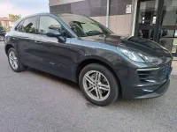 Usata Porsche Macan 258 CV (189 kW) 2016 Grigio vulcano SUV