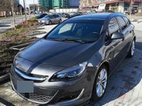 Usata Opel Astra Sport 140 CV (102 kW) 2013 Grigio Station wagon