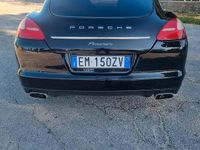 Usata Porsche Panamera 250 CV (183 kW) 2012 Nero Utilitaria