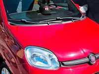 Usata Fiat Panda Lounge 69 CV (50 kW) 2014 Rosso Utilitaria