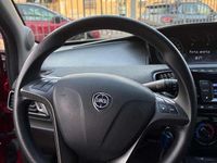 Usata Lancia Ypsilon Gold 69 CV (50 kW) 2021 Rosso Utilitaria