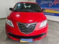 Usata Lancia Ypsilon Gold 69 CV (50 kW) 2012 Rosso Utilitaria