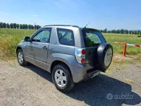 Usata Suzuki Vitara 106 CV (77 kW) 2008 Grigio Berlina