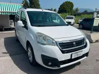 Usata Peugeot Partner Active 99 CV (72 kW) 2019 Bianco Monovolume