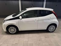 Usata Toyota Aygo X Connect Style 72 CV (52 kW) 2021 Bianco SUV