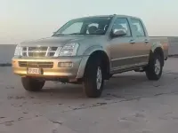 Usata Isuzu D-Max 131 CV (96 kW) 2004 Cabrio