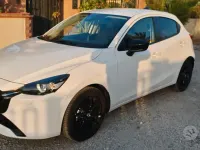 Usata Mazda 121 75 CV (55 kW) 2024 Bianco Berlina