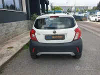 Usata Opel Karl Rocks 73 CV (53 kW) 2018 Bianco Utilitaria
