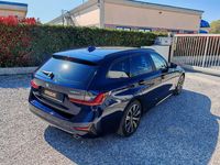 Usata BMW 318 150 CV (110 kW) 2022 Blu/azzurro Station wagon