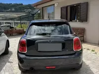 Usata Mini ONE 102 CV (75 kW) 2022 Nero Utilitaria