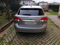 Usata Toyota Avensis T2 124 CV (91 kW) 2014 Grigio Berlina