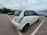Usata Lancia Ypsilon 60 CV (44 kW) 2008 Bianco Utilitaria