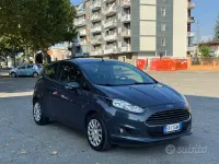Usata Ford Fiesta Titanium 75 CV (55 kW) 2014 Grigio Utilitaria
