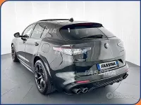 Usata Alfa Romeo Stelvio Quadrifoglio 510 CV (375 kW) 2022 Nero SUV