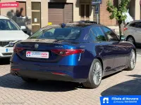 Usata Alfa Romeo Giulia Super 150 CV (110 kW) 2017 Blu/azzurro Berlina
