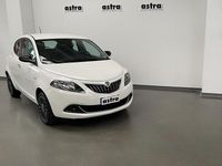 Usata Lancia Ypsilon Silver 69 CV (50 kW) 2022 Bianco Utilitaria