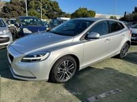 Usata Volvo V40 120 CV (88 kW) 2017 Berlina