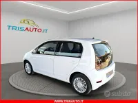 Usata VW up! move up! 65 CV (47 kW) 2024 Bianco Utilitaria
