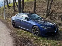 Usata Alfa Romeo Giulia 210 CV (154 kW) 2018 Bluazzurro Berlina