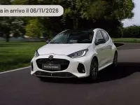 Usata Mazda 2 Homura-Line 116 CV (85 kW) 2024 Argento Utilitaria