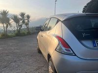 Gebraucht Lancia Ypsilon Silver 69 PS (50 kW) 2018 Grau Kleinwagen