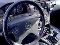 Usata Mercedes E200 136 CV (100 kW) 2000 Grigio Berlina