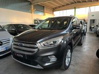 Usata Ford Kuga S 149 CV (109 kW) 2019 Grigio SUV