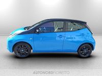 Usata Toyota Aygo X-cite 69 CV (50 kW) 2015 Blu/azzurro Utilitaria