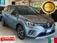 Usata Renault Captur Techno 101 CV (74 kW) 2023 Grigio SUV
