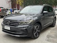 Usata VW Tiguan R-line 150 CV (110 kW) 2022 Grigio SUV