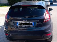 Begagnad Ford Fiesta Business Edition 97 HK (71 kW) 2013 Grå Sedan