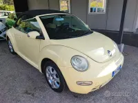 Usata VW New Beetle 101 CV (74 kW) 2004 Giallo Utilitaria