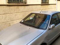 Usata Toyota Corolla 86 CV (63 kW) 2001 Grigio Berlina