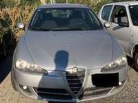 usata Alfa Romeo 147 1.6 TWIN SPARK 105Cv dinstinctiv