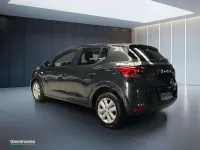 Usata Dacia Sandero Expression 101 CV (74 kW) 2023 Grigio cometa Berlina
