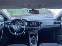 Usata VW Polo Comfortline 58 CV (42 kW) 2017 Argento Berlina
