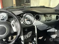 Usata Mini Cooper 116 CV (85 kW) 2002 Giallo Utilitaria