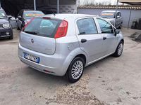 Usata Fiat Grande Punto 75 CV (55 kW) 2013 Grigio Utilitaria
